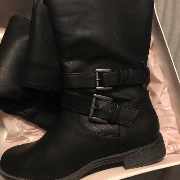 NWT black boots size 6.5 - Picture 2 of 8